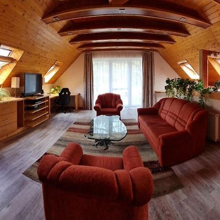 Platan Panzio Hotel Dobogoko Buitenkant foto