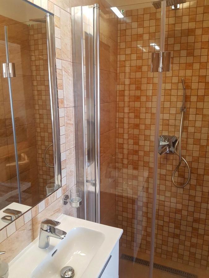 Platan Panzio Hotel Dobogoko Buitenkant foto
